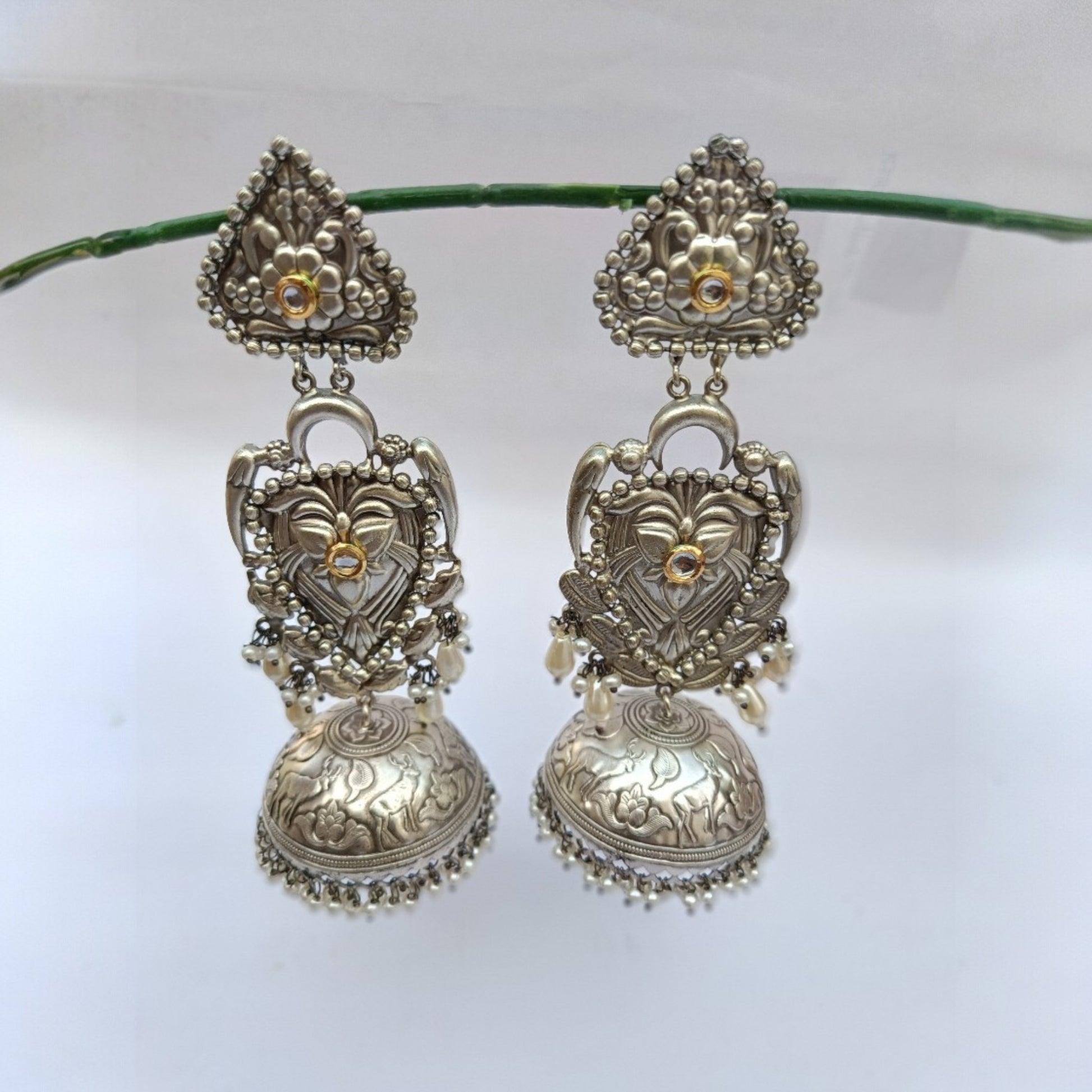 Devika Jhumka