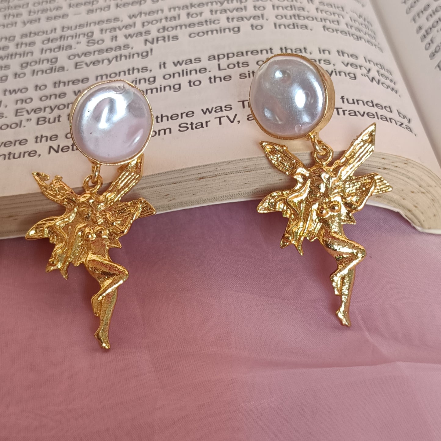Fairy Pearl Dangler