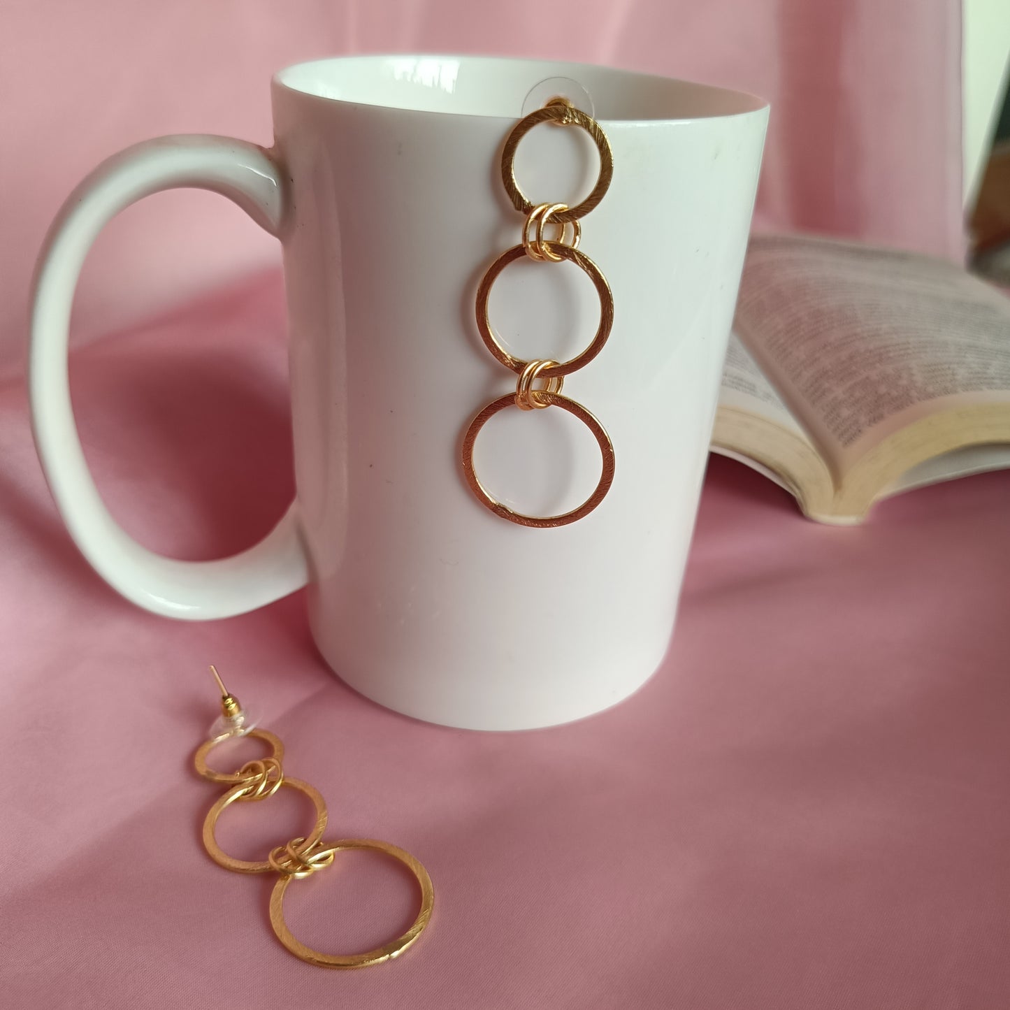 Golden Loop Dangler