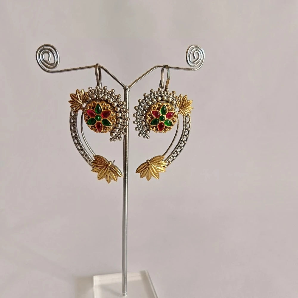Gulnaaz Earcuff with green and pink stones and gold leaf detailing 1