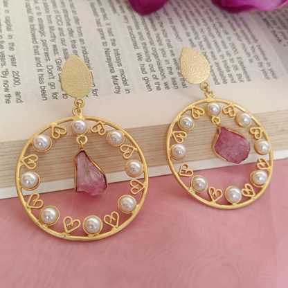 Pearl kissed pink hoop statement earrings – Meeturstyle