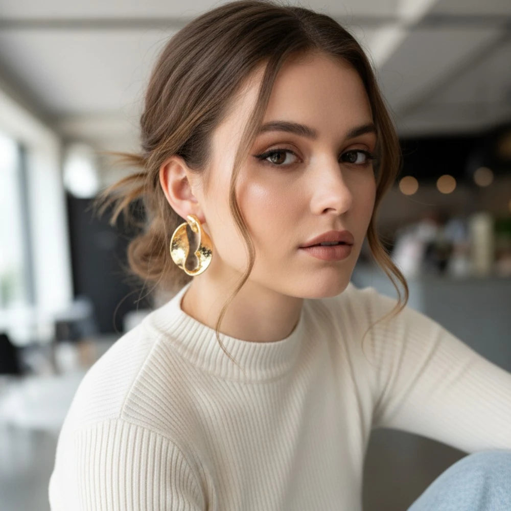 Ziva Hoops gold sculptural textured anti-tarnish earrings – Meeturstyle model pic