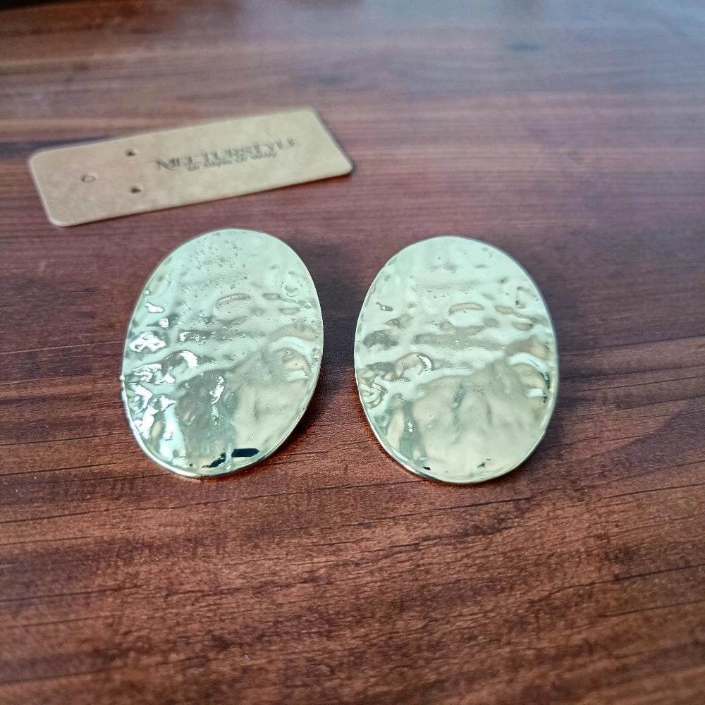 Mira Oval Studs gold textured anti-tarnish earrings – Meeturstyle
