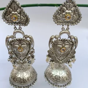 devika jhumka