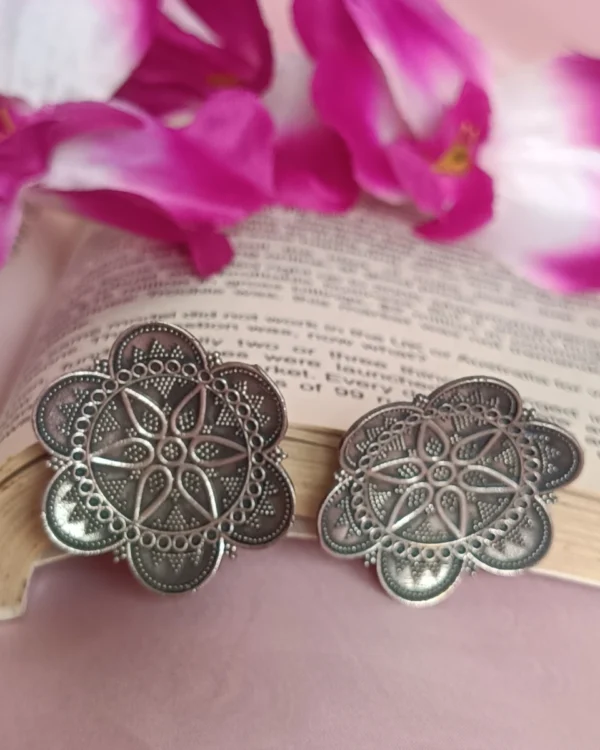 floral oxidized studs