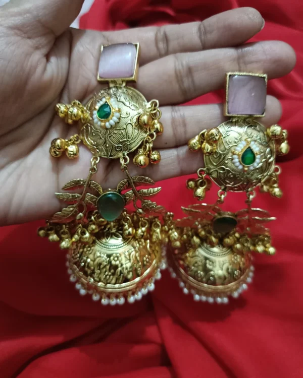 ruhi jhumka